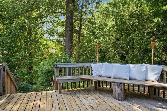 2712 London Lane, Winston-salem, NC 27103