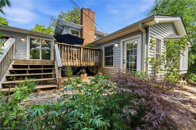 2712 London Lane, Winston-salem, NC 27103