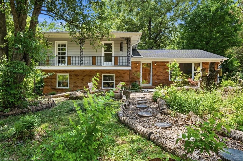 2712 London Lane, Winston-salem, NC 27103