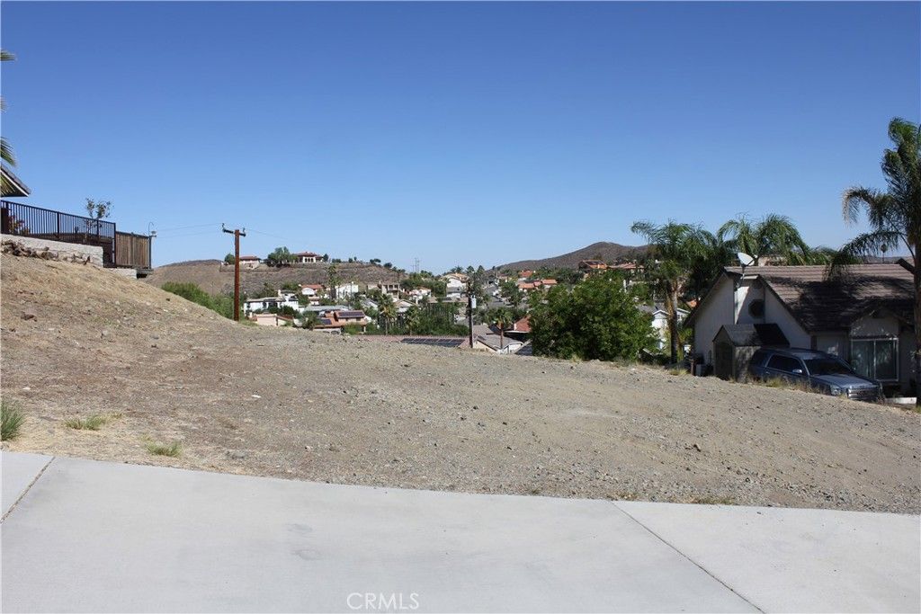22747 Inspiration Point, Canyon Lake, CA 92587 — photo 2