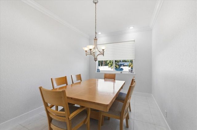 517 SE 7th Avenue, Deerfield Beach, FL 33441