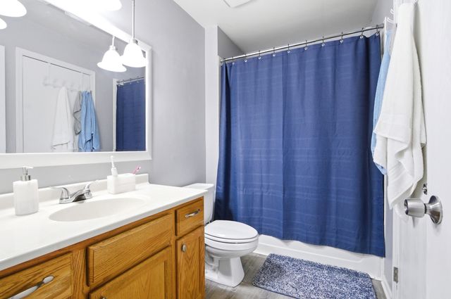 149 Beaver Creek Drive, Bolingbrook, IL 60490