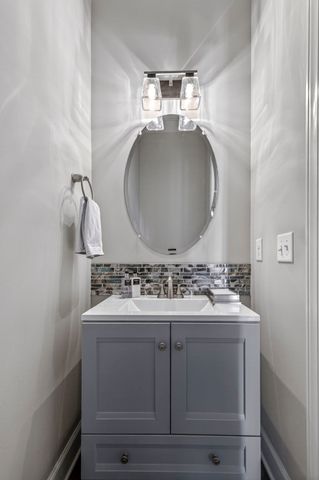 1885 Barnstaple Ln, Brentwood, TN 37027