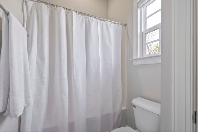 1885 Barnstaple Ln, Brentwood, TN 37027