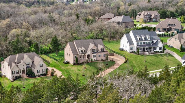 1885 Barnstaple Ln, Brentwood, TN 37027