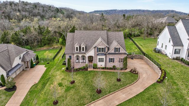 1885 Barnstaple Ln, Brentwood, TN 37027