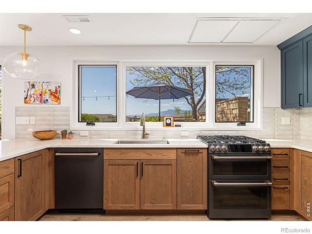 3920 Nelson Road, Longmont, CO 80503