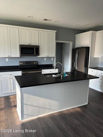 250 Christman Ln UNIT B, Shepherdsville, KY 40165