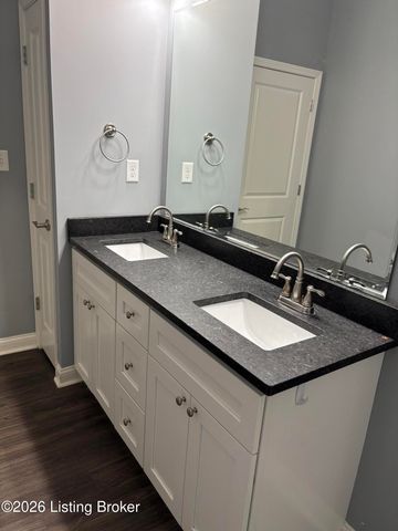 250 Christman Ln UNIT B, Shepherdsville, KY 40165