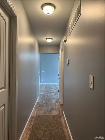128 Linder Lane, Winfield, MO 63389