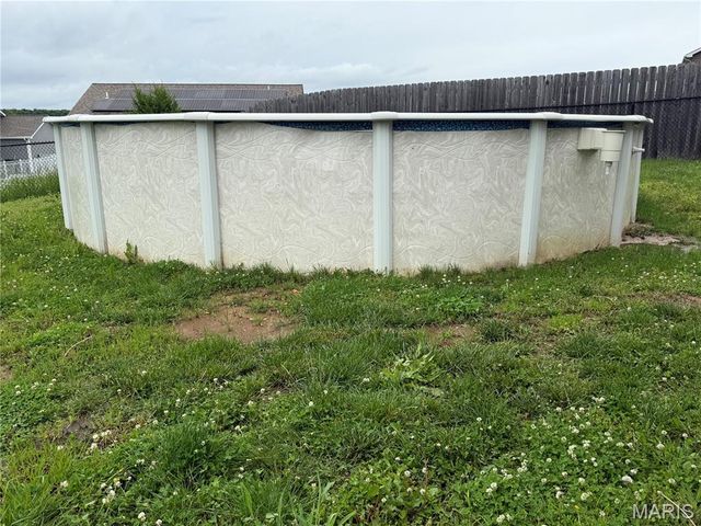 128 Linder Lane, Winfield, MO 63389