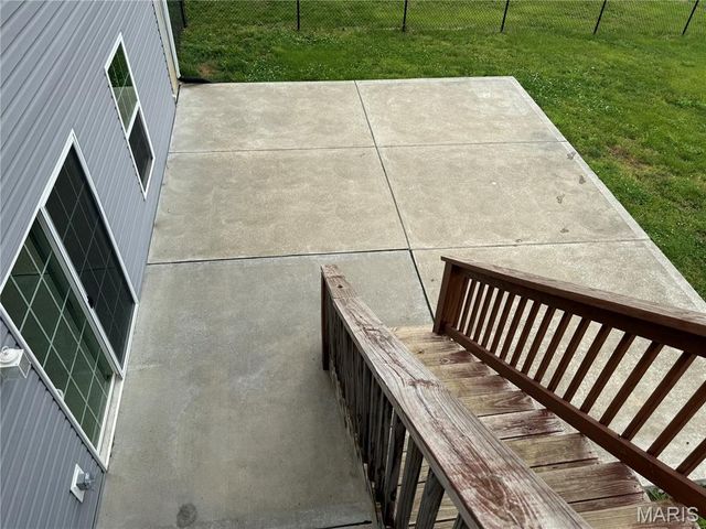 128 Linder Lane, Winfield, MO 63389
