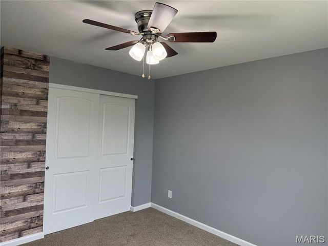 128 Linder Lane, Winfield, MO 63389