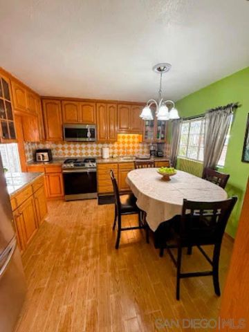 3430 Monroe Ave, San Diego, CA 92116