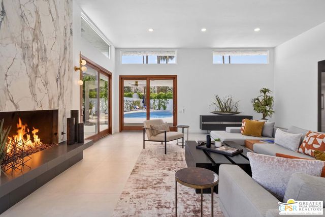 2078 S Chico Drive, Palm Springs, CA 92264