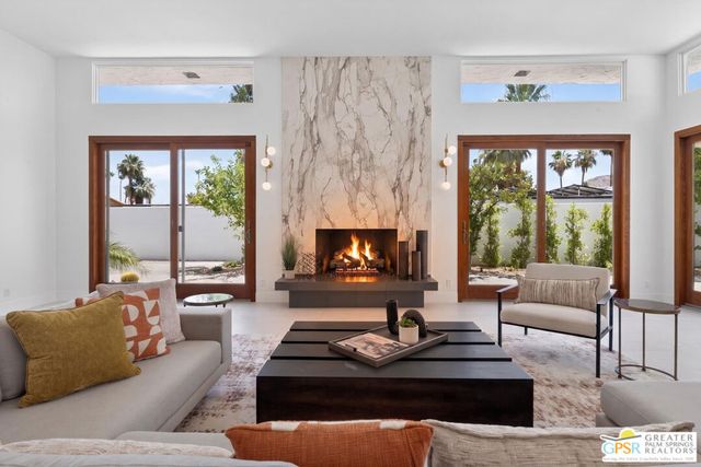 2078 S Chico Drive, Palm Springs, CA 92264