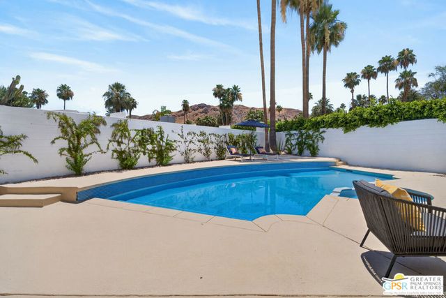 2078 S Chico Drive, Palm Springs, CA 92264