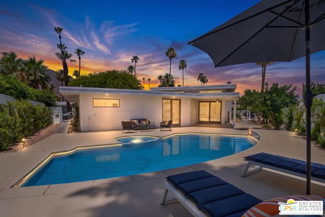 2078 S Chico Drive, Palm Springs, CA 92264