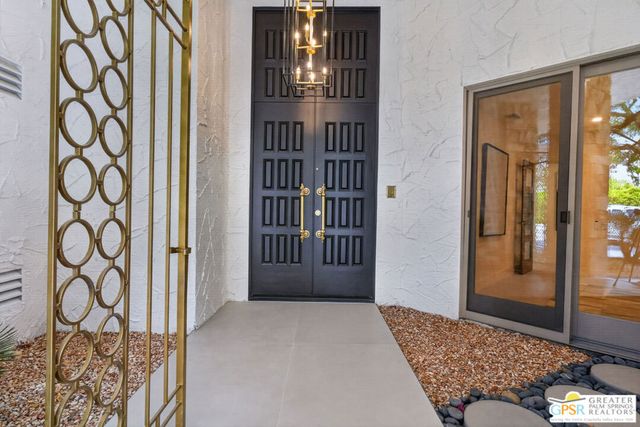 2078 S Chico Drive, Palm Springs, CA 92264