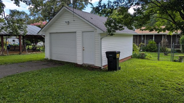 206 Cross Street, Rossville, GA 30741