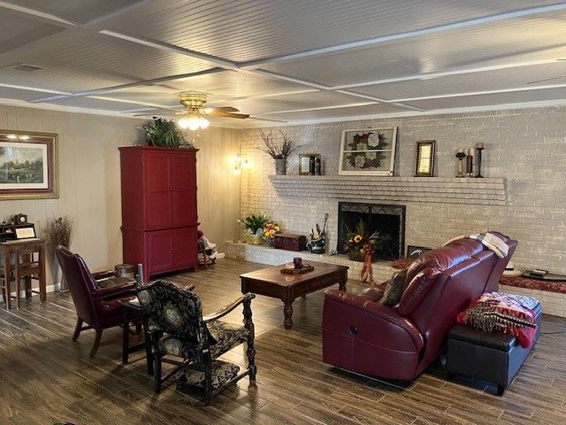 501 Merrell Drive, Sulphur Springs, TX 75482