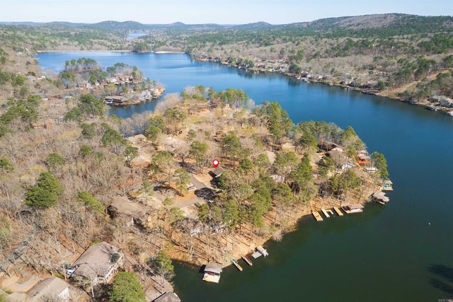 21 San Vincente Place, Hot Springs Village, AR 71909