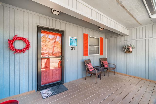 21 San Vincente Place, Hot Springs Village, AR 71909