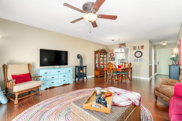 21 San Vincente Place, Hot Springs Village, AR 71909