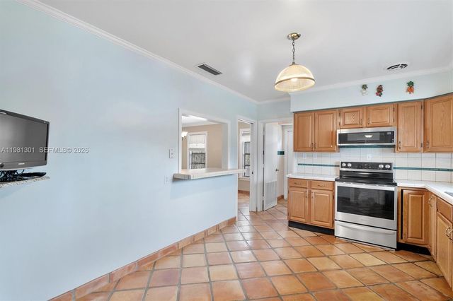 300 187th St, Sunny Isles Beach, FL 33160