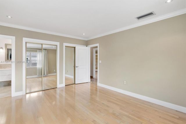 300 187th St, Sunny Isles Beach, FL 33160