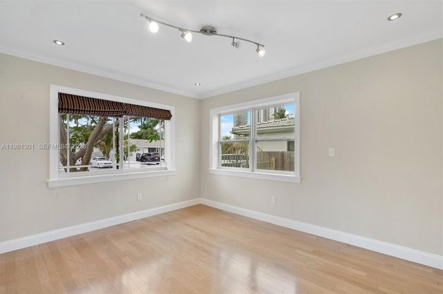 300 187th St, Sunny Isles Beach, FL 33160