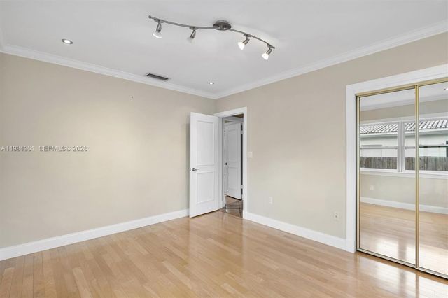 300 187th St, Sunny Isles Beach, FL 33160