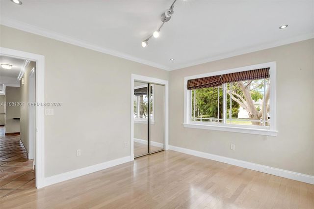 300 187th St, Sunny Isles Beach, FL 33160