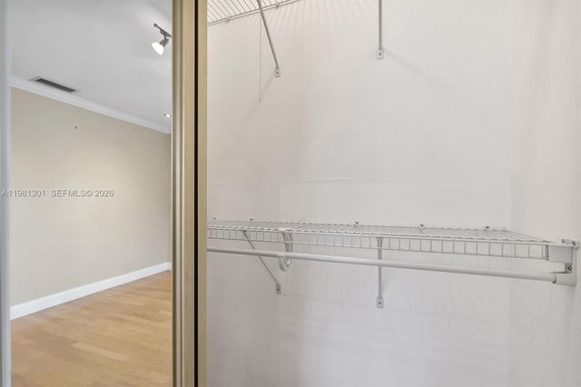 300 187th St, Sunny Isles Beach, FL 33160