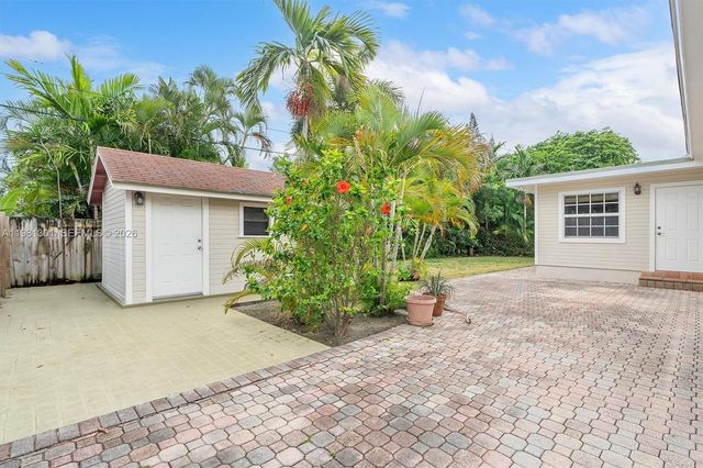 300 187th St, Sunny Isles Beach, FL 33160