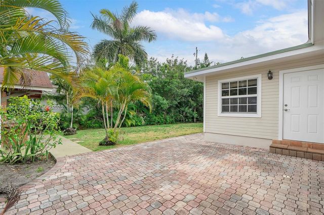 300 187th St, Sunny Isles Beach, FL 33160