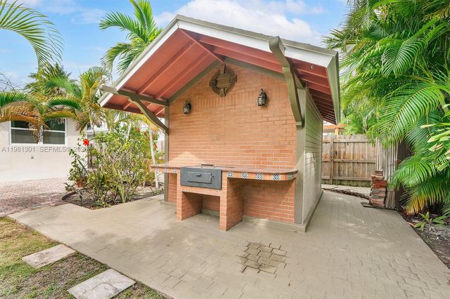 300 187th St, Sunny Isles Beach, FL 33160