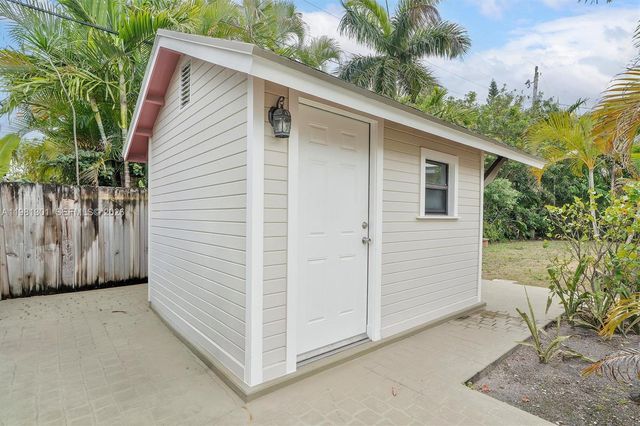 300 187th St, Sunny Isles Beach, FL 33160