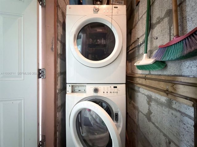 3630 NW 4th Ter, Miami, FL 33125