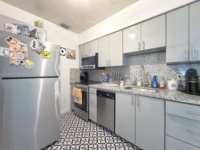 3630 NW 4th Ter, Miami, FL 33125