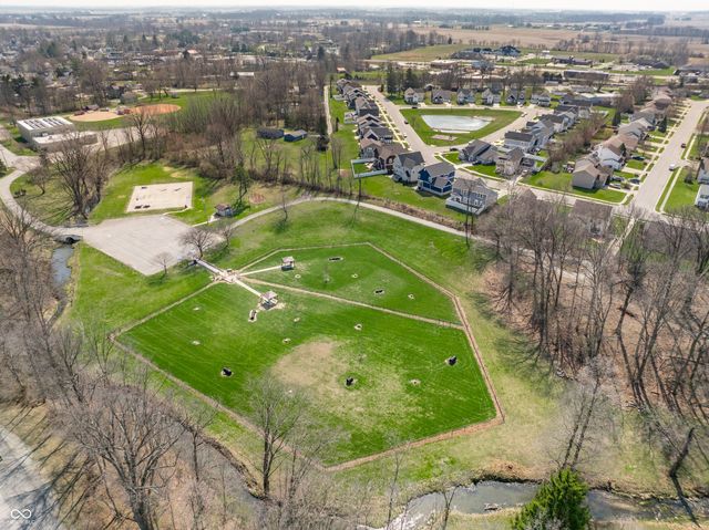 105 Thomas Point Drive, Fortville, IN 46040