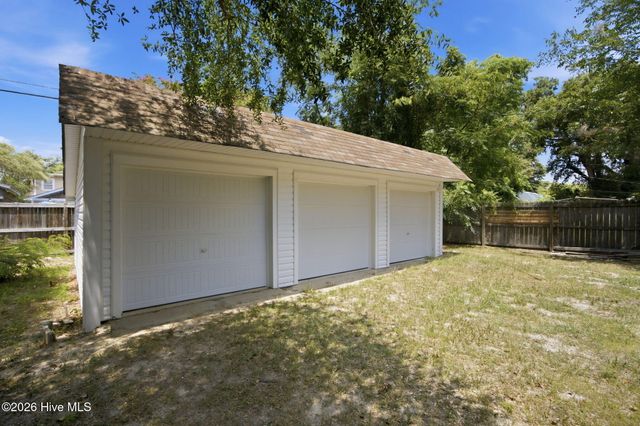 2113 Princess Place Drive, Wilmington, NC 28405