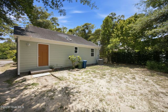 2113 Princess Place Drive, Wilmington, NC 28405