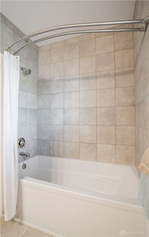 1315 Wildrose Court, Troy, OH 45373