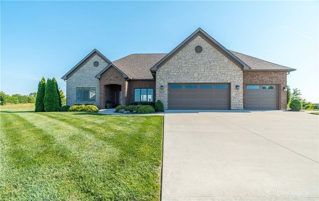1315 Wildrose Court, Troy, OH 45373