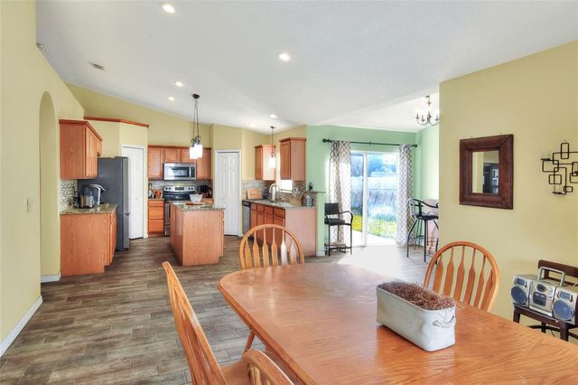 8004 SETTLERS CREEK LANE, Lakeland, FL 33810