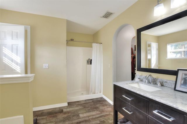 8004 SETTLERS CREEK LANE, Lakeland, FL 33810