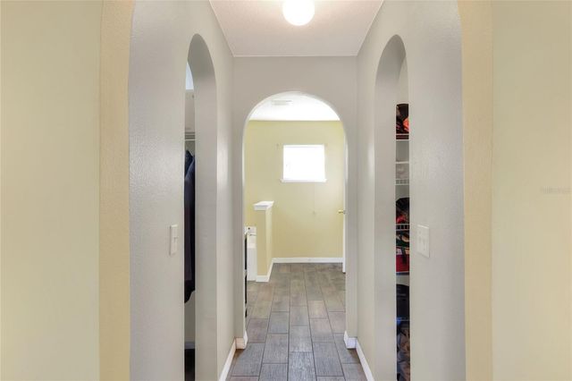 8004 SETTLERS CREEK LANE, Lakeland, FL 33810