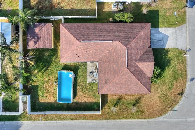 8004 SETTLERS CREEK LANE, Lakeland, FL 33810