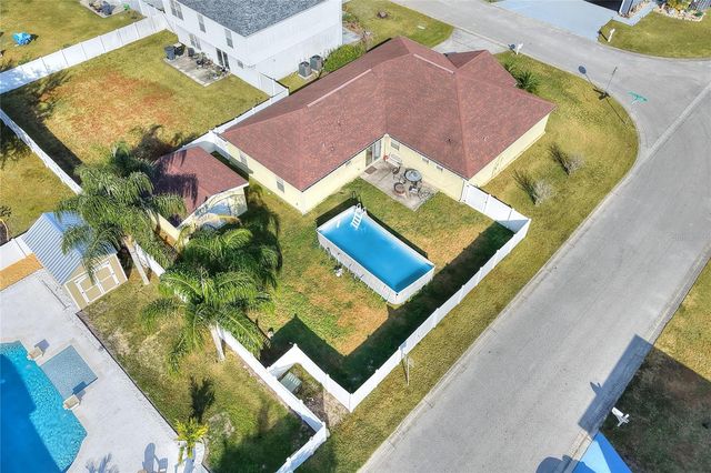 8004 SETTLERS CREEK LANE, Lakeland, FL 33810